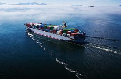 美國國際物流的優(yōu)勢與挑戰(zhàn)：如何應對全球化和環(huán)境化