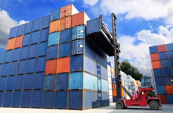 英國海運貨代在提高運輸效率方面展現出了獨特的優(yōu)勢