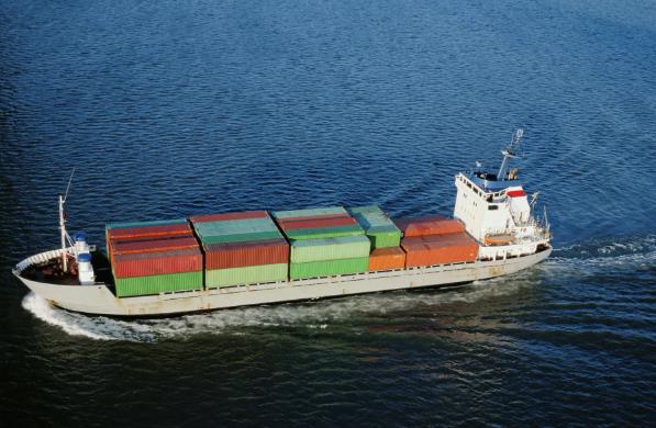 新加坡海運業(yè)的發(fā)展歷程，并展望未來的潛力與挑戰(zhàn)