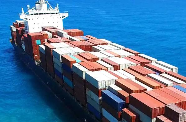 英國是如何通過優(yōu)質(zhì)服務(wù)和創(chuàng)新技術(shù)打造全球物流樞紐的？