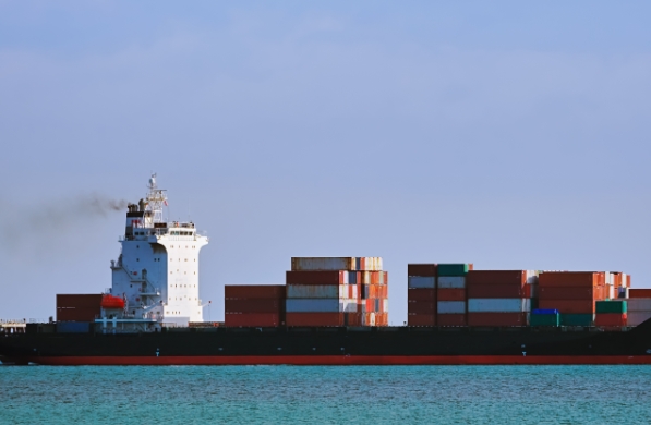 外貿(mào)代理作為國(guó)際貿(mào)易中的關(guān)鍵角色，扮演著更為重要的角色