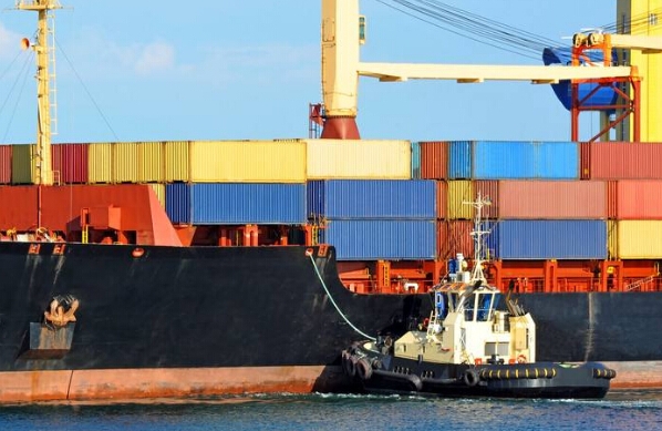 隨著全球貿(mào)易的不斷發(fā)展，上海貨代公司需要不斷創(chuàng)新和改進(jìn)