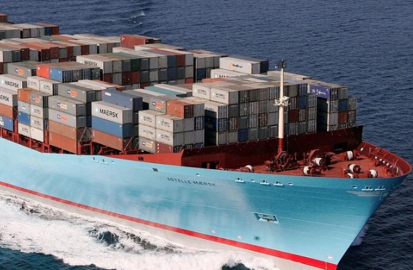 在當(dāng)今全球化的經(jīng)濟(jì)環(huán)境下，外貿(mào)代理這一行業(yè)已經(jīng)變得日益重要