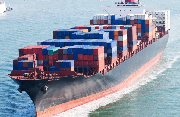 貨代公司在提供貨物運輸服務(wù)的同時，還需要不斷提升自身的綜合實力