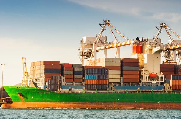 加勒比航線是連接美洲歐洲重要海上通道，其貨代服務(wù)重要性不言而喻