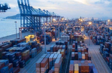 上海國際物流公司正以其決心和勇氣，探索著物流行業(yè)的新未來